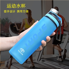 創(chuàng)意戶外運(yùn)動(dòng)兩件套 塑料杯+運(yùn)動(dòng)毛巾 健身禮品送什么