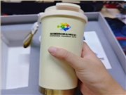 展覽會的客戶伴手禮選什么？這套白色禮盒客戶總帶著