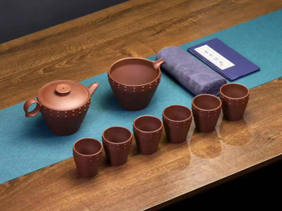 有經(jīng)驗(yàn)的商務(wù)禮品定制采購(gòu)，都是如何定制商務(wù)禮品的？