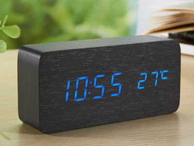 一份適合學(xué)?；顒?dòng)獎(jiǎng)品的采購清單。