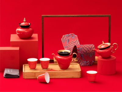 送領(lǐng)導(dǎo)送客戶的高檔會議禮品套裝推薦。