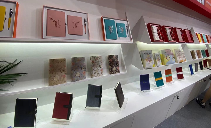 展會現(xiàn)場筆記本套裝
