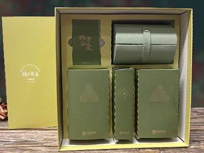 公司端午節(jié)禮品方案定制什么好？不會(huì)來(lái)看懷新投資的端午禮品案例