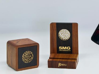 公司10周年慶典，會(huì)議禮品怎么送更有意義