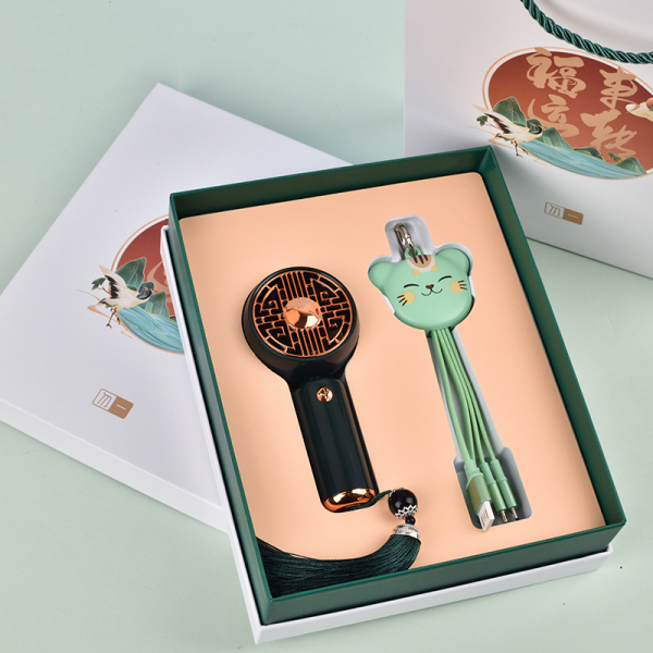 國(guó)潮風(fēng)商務(wù)禮盒兩件套 小風(fēng)扇+招財(cái)貓數(shù)據(jù)線 商務(wù)禮品送什么