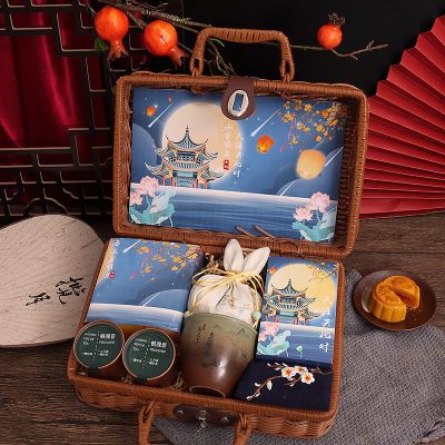 2024中秋節(jié)創(chuàng)意禮盒裝|中秋員工實用伴手禮 2024中秋節(jié)創(chuàng)意禮盒裝|中秋員工實用伴手禮