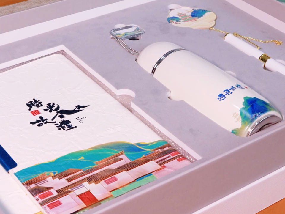 時(shí)光故禮禮盒:打造獨(dú)特文創(chuàng)風(fēng)格的精致禮品